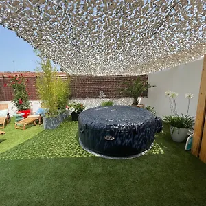 L'avant Scene Meuble 5 Etoiles Parking Gratuit Jacuzzi Avignon
