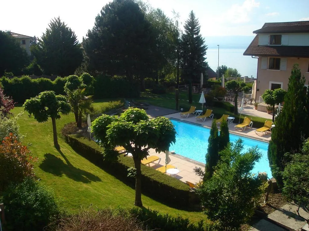 Hotel L'Oasis à Évian-les-Bains France