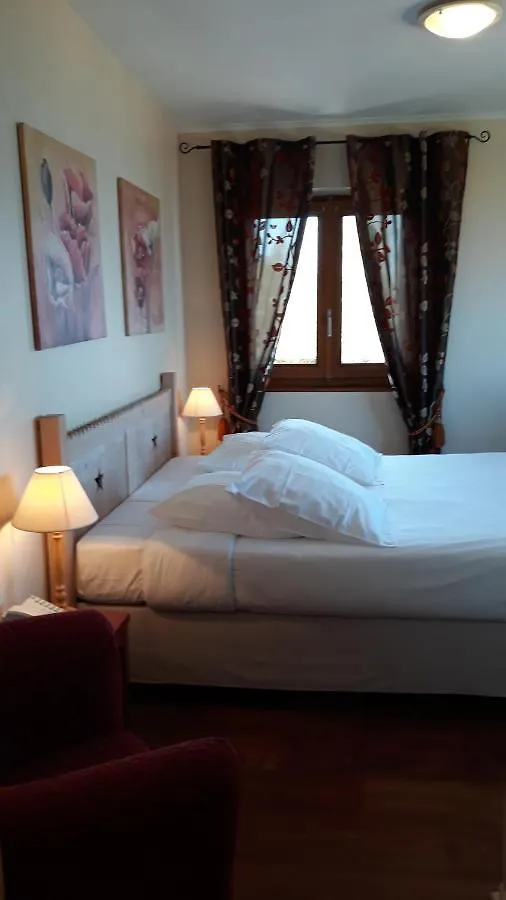 Hotel L'Oasis à Évian-les-Bains